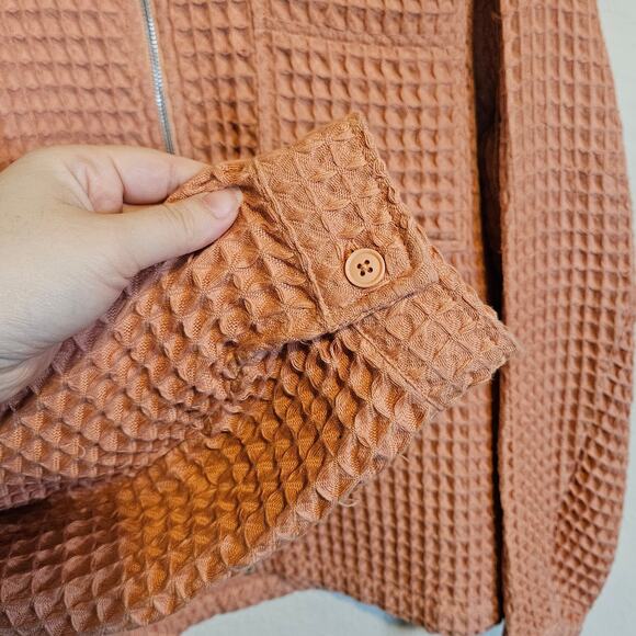 Urban Outfitters Standard Cloth Waffle Knit Zip Shirt Peach Men's XXL NWT FLAW - Picture 4 of 10